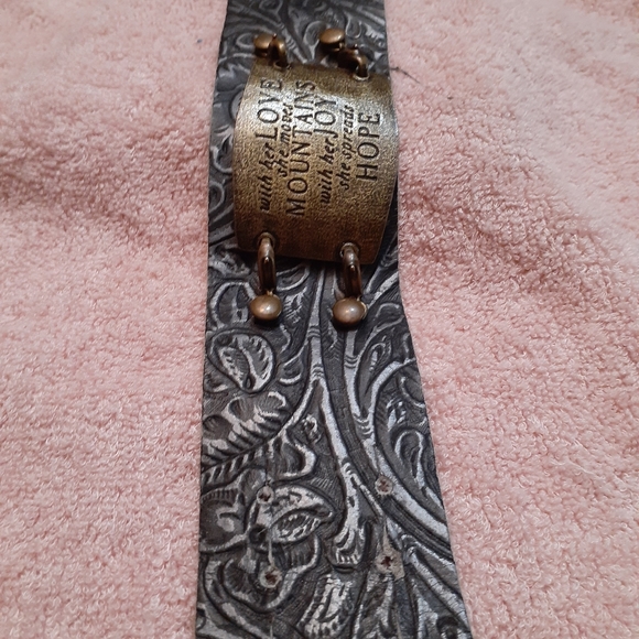 Lenny and Eva - Picture 7 of 9